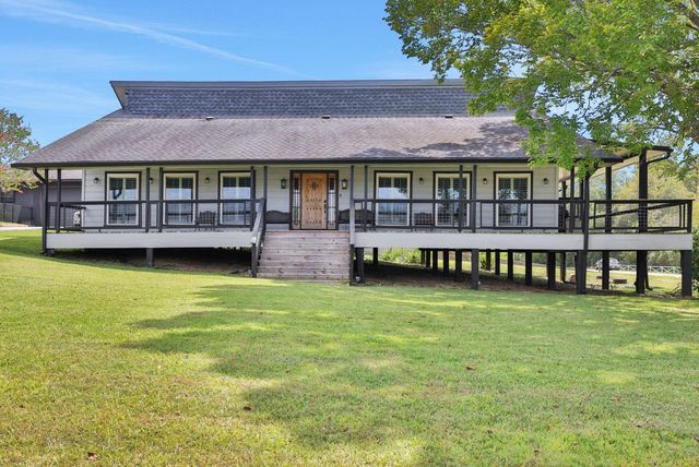 930 Paradise Drive, Coldspring, TX 77331