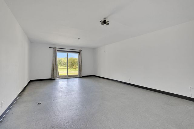 930 Paradise Drive, Coldspring, TX 77331