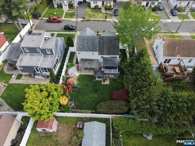 43 Berwyn Place, Bergenfield, NJ 07621