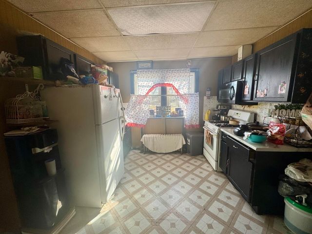 4732 Euclid Avenue, East Chicago, IN 46312