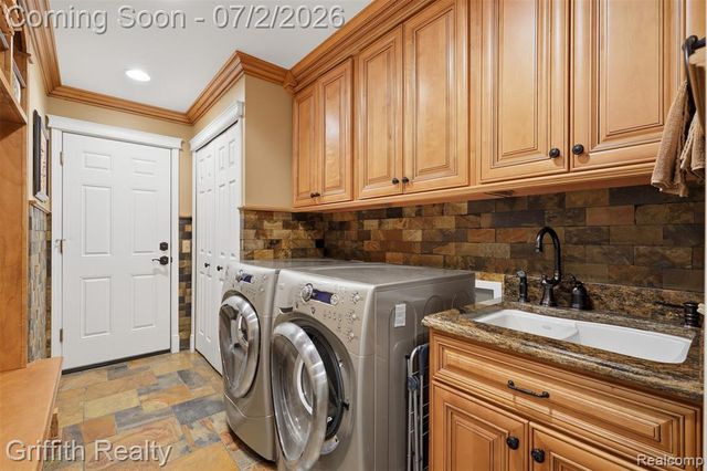 4603 Golf View Drive, Brighton, MI 48116