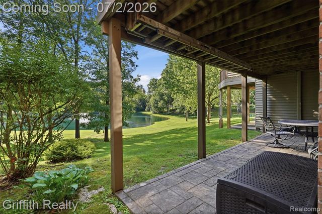 4603 Golf View Drive, Brighton, MI 48116