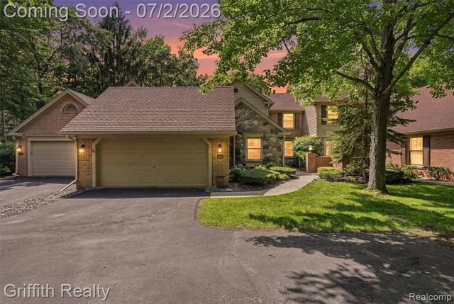 4603 Golf View Drive, Brighton, MI 48116