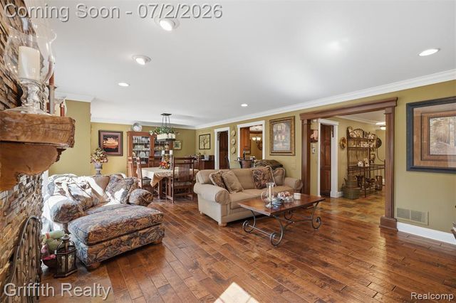 4603 Golf View Drive, Brighton, MI 48116
