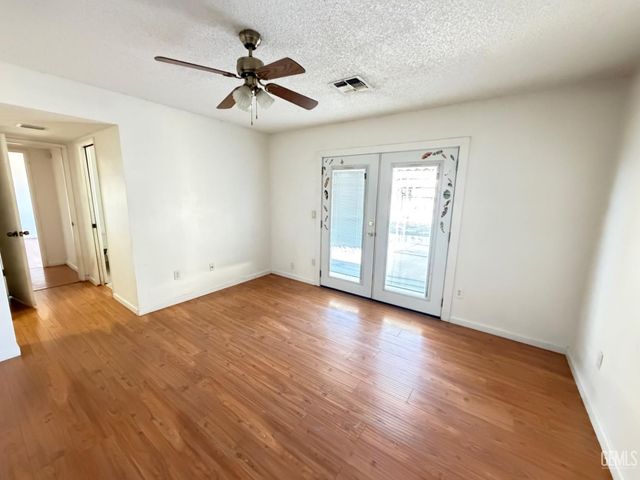 4108 Sugar Cane Avenue, Bakersfield, CA 93313