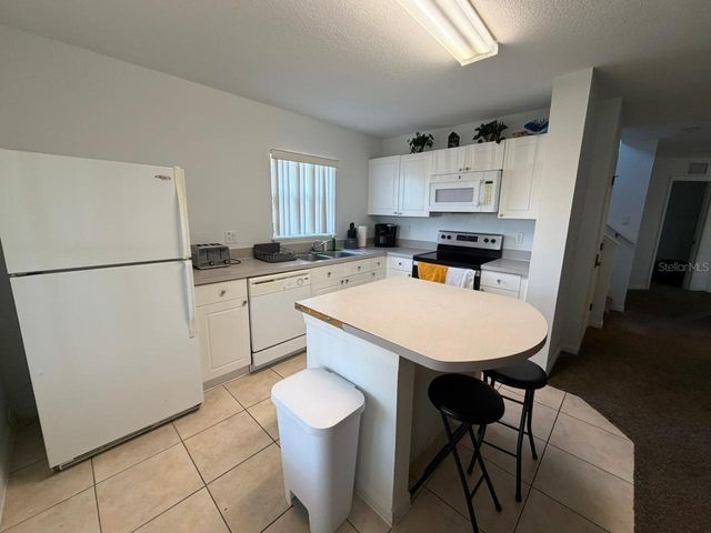 2714 CLUB CORTILE CIRCLE, Kissimmee, FL 34746