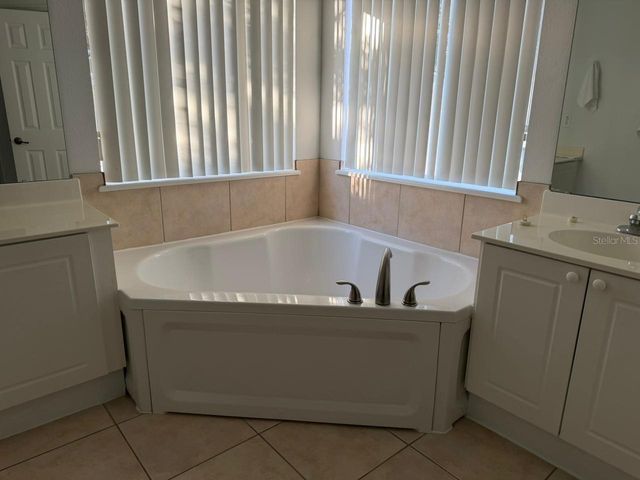 2714 CLUB CORTILE CIRCLE, Kissimmee, FL 34746