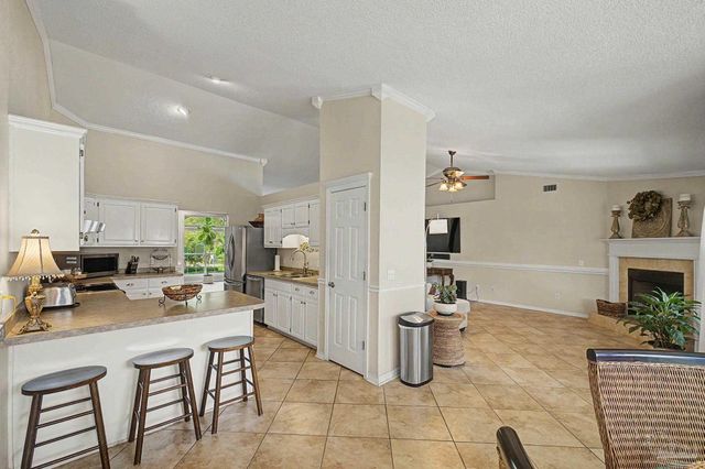 5644 Sweetbirch Ln, Milton, FL 32583