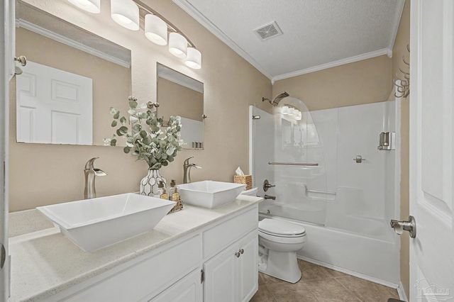 5644 Sweetbirch Ln, Milton, FL 32583