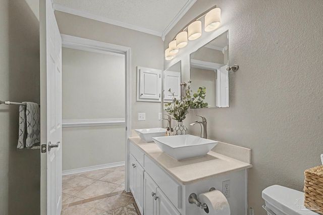 5644 Sweetbirch Ln, Milton, FL 32583