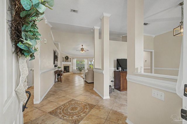 5644 Sweetbirch Ln, Milton, FL 32583