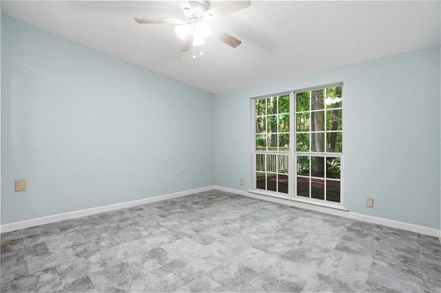 327 Lewis Circle, Commerce, GA 30529