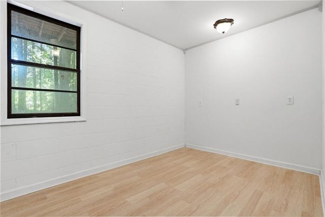 327 Lewis Circle, Commerce, GA 30529