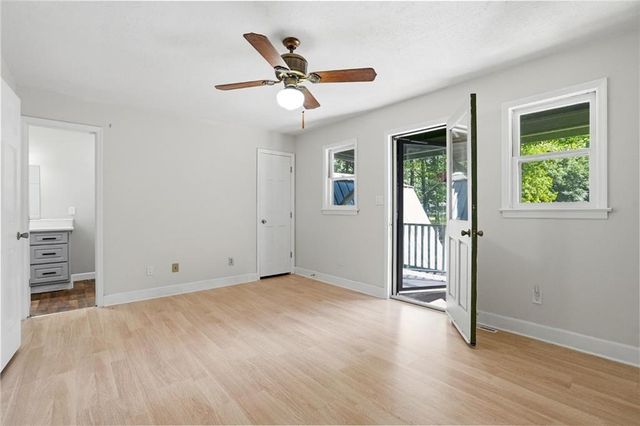 327 Lewis Circle, Commerce, GA 30529
