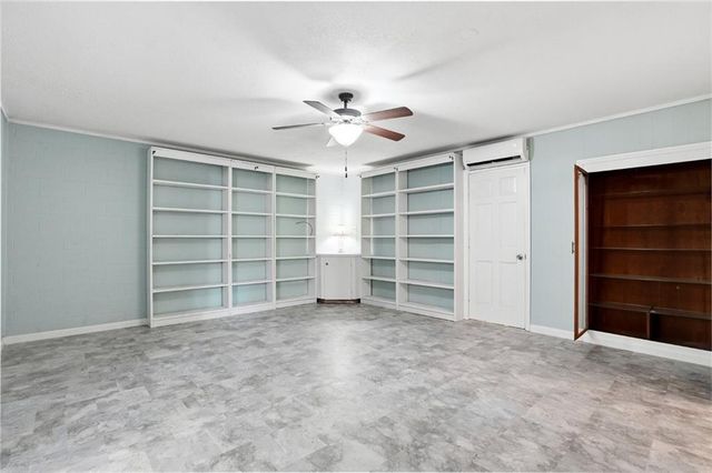 327 Lewis Circle, Commerce, GA 30529