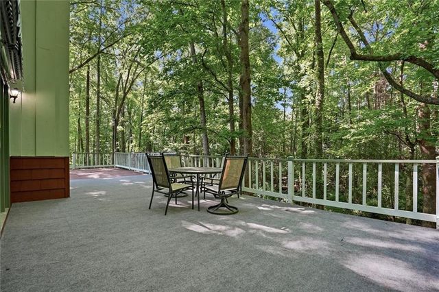 327 Lewis Circle, Commerce, GA 30529