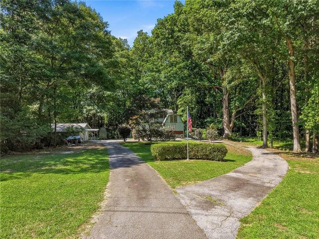 327 Lewis Circle, Commerce, GA 30529
