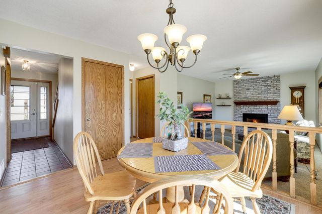 1208 Borealis Lane NE, Columbia Heights, MN 55421