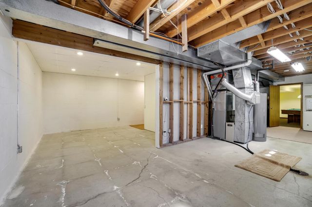 1208 Borealis Lane NE, Columbia Heights, MN 55421