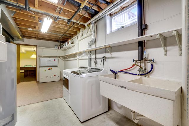 1208 Borealis Lane NE, Columbia Heights, MN 55421