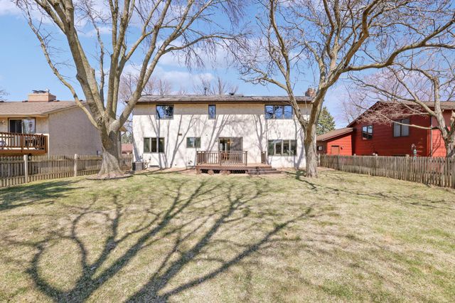 1208 Borealis Lane NE, Columbia Heights, MN 55421