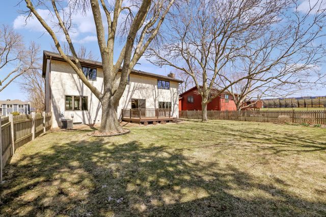 1208 Borealis Lane NE, Columbia Heights, MN 55421