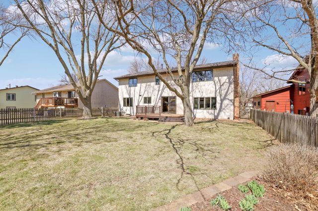 1208 Borealis Lane NE, Columbia Heights, MN 55421