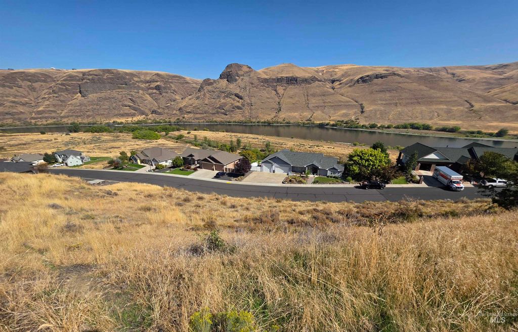 1493 River Ridge, Asotin, WA 99402 photo 9