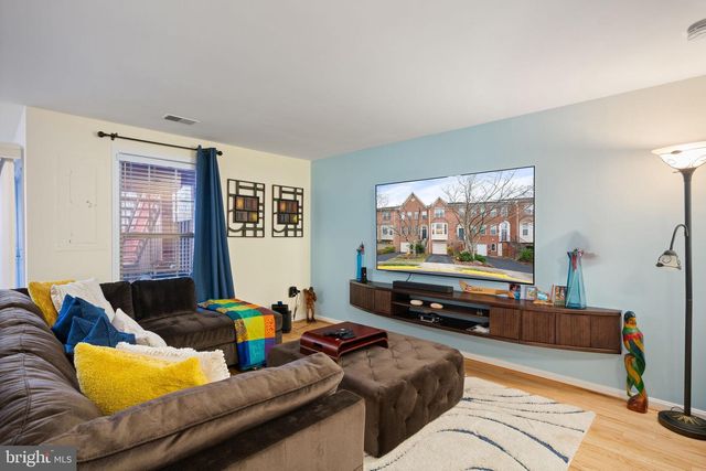 6169 WINDHAM HILL RUN, Alexandria, VA 22315