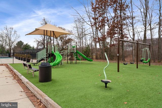 6169 WINDHAM HILL RUN, Alexandria, VA 22315