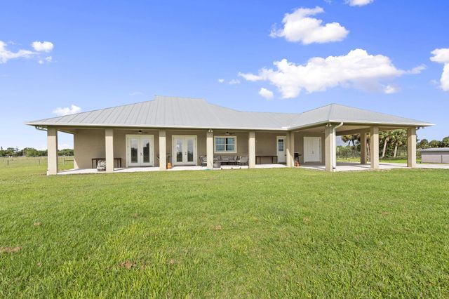 1720 S Brocksmith Road, Fort Pierce, FL 34945