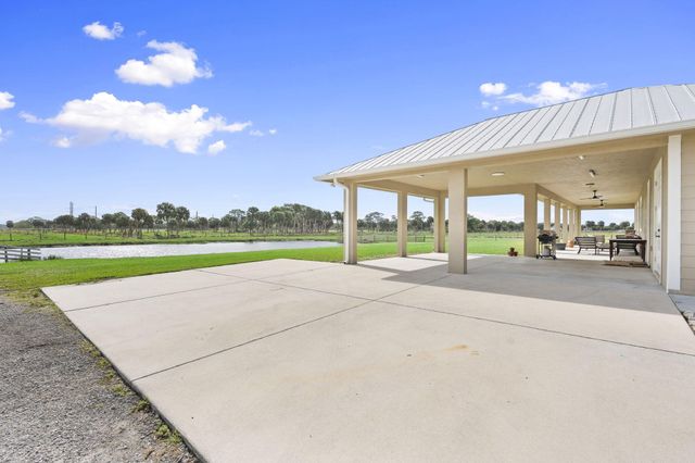 1720 S Brocksmith Road, Fort Pierce, FL 34945