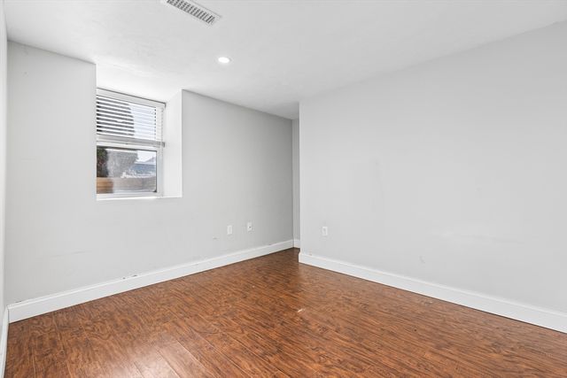 40 Seaview Ave 1, Winthrop, MA 02152