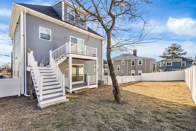 40 Seaview Ave 1, Winthrop, MA 02152