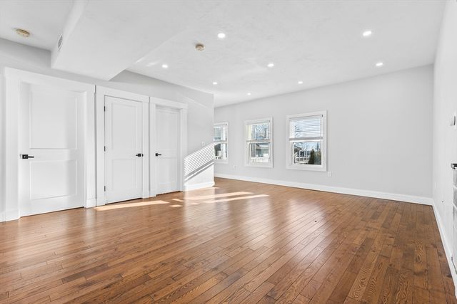 40 Seaview Ave 1, Winthrop, MA 02152