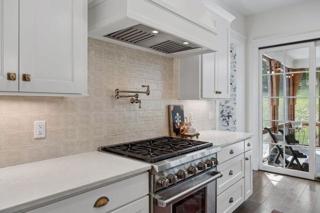 2652 McLemore Rd, Franklin, TN 37064