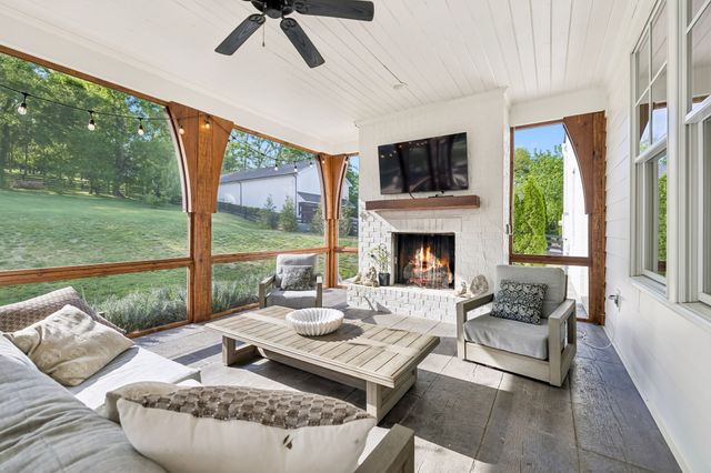 2652 McLemore Rd, Franklin, TN 37064