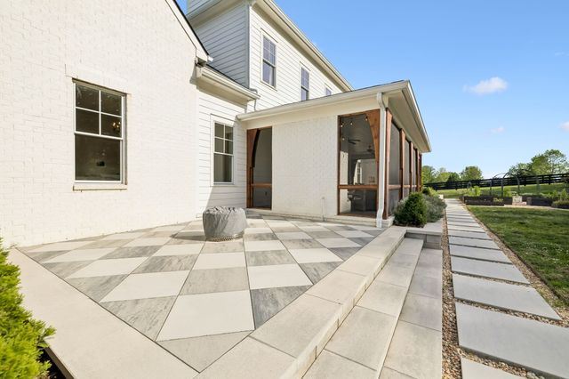 2652 McLemore Rd, Franklin, TN 37064