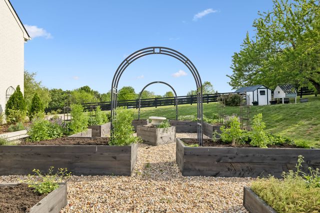 2652 McLemore Rd, Franklin, TN 37064