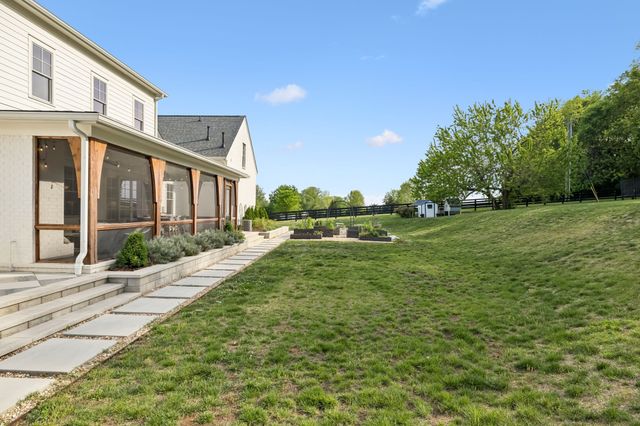 2652 McLemore Rd, Franklin, TN 37064