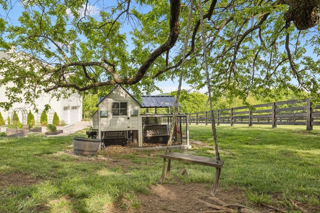 2652 McLemore Rd, Franklin, TN 37064