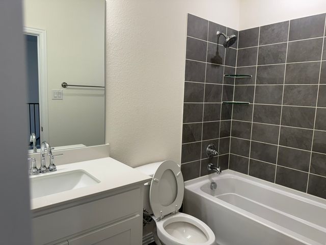 505 4th Street, Argyle, TX 76226