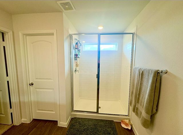 413 ABBEY LN, Lockhart, TX 78644