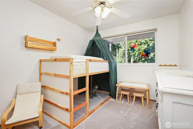 7909 Guemes Avenue, Clinton, WA 98236