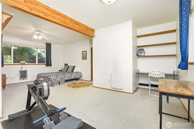 7909 Guemes Avenue, Clinton, WA 98236