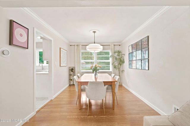 5 St Lawrence Way, Marlboro, NJ 07746