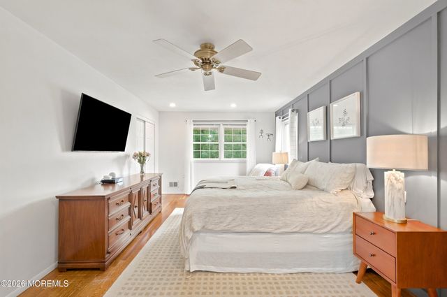 5 St Lawrence Way, Marlboro, NJ 07746