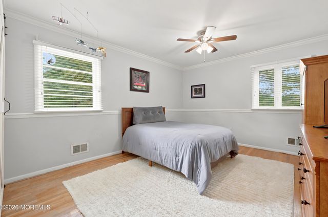 5 St Lawrence Way, Marlboro, NJ 07746