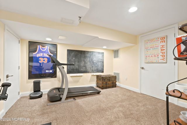 5 St Lawrence Way, Marlboro, NJ 07746