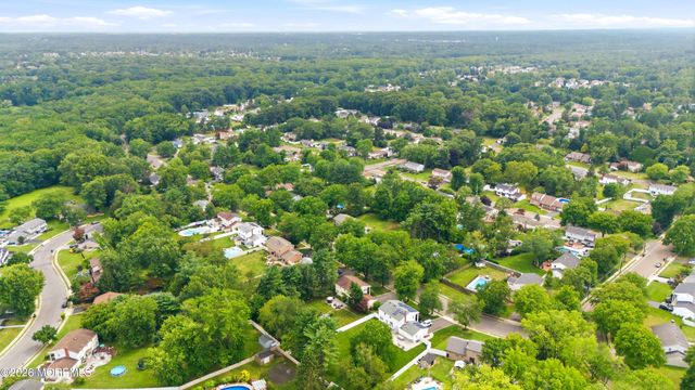 5 St Lawrence Way, Marlboro, NJ 07746